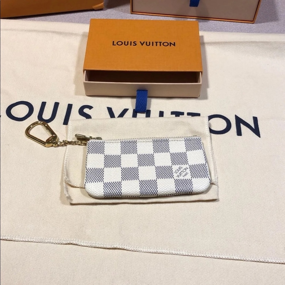 🥰🥰Louis Vuitton Azur Key pouch 👝
